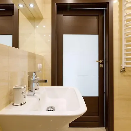 сlose-urban Chic - Great Location - 2 Bedrooms& Legnicka * Wrocław